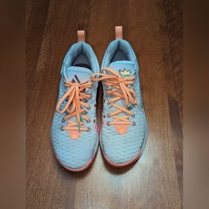 Nike Giannis immortality forcefield super smoothie